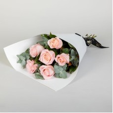 J'adore Roses in White